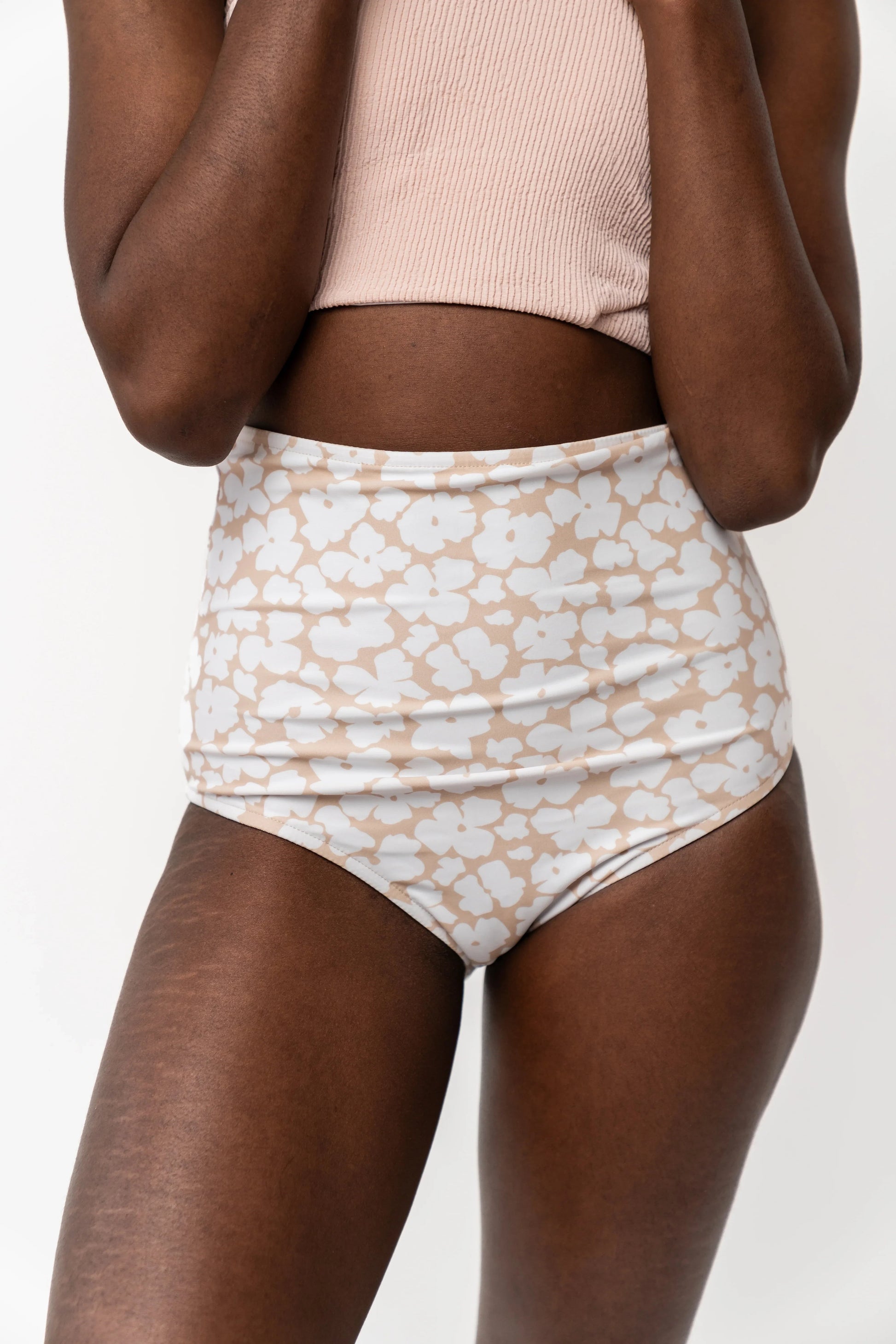  Leisure Reversible Bottom | Coconut Blossom