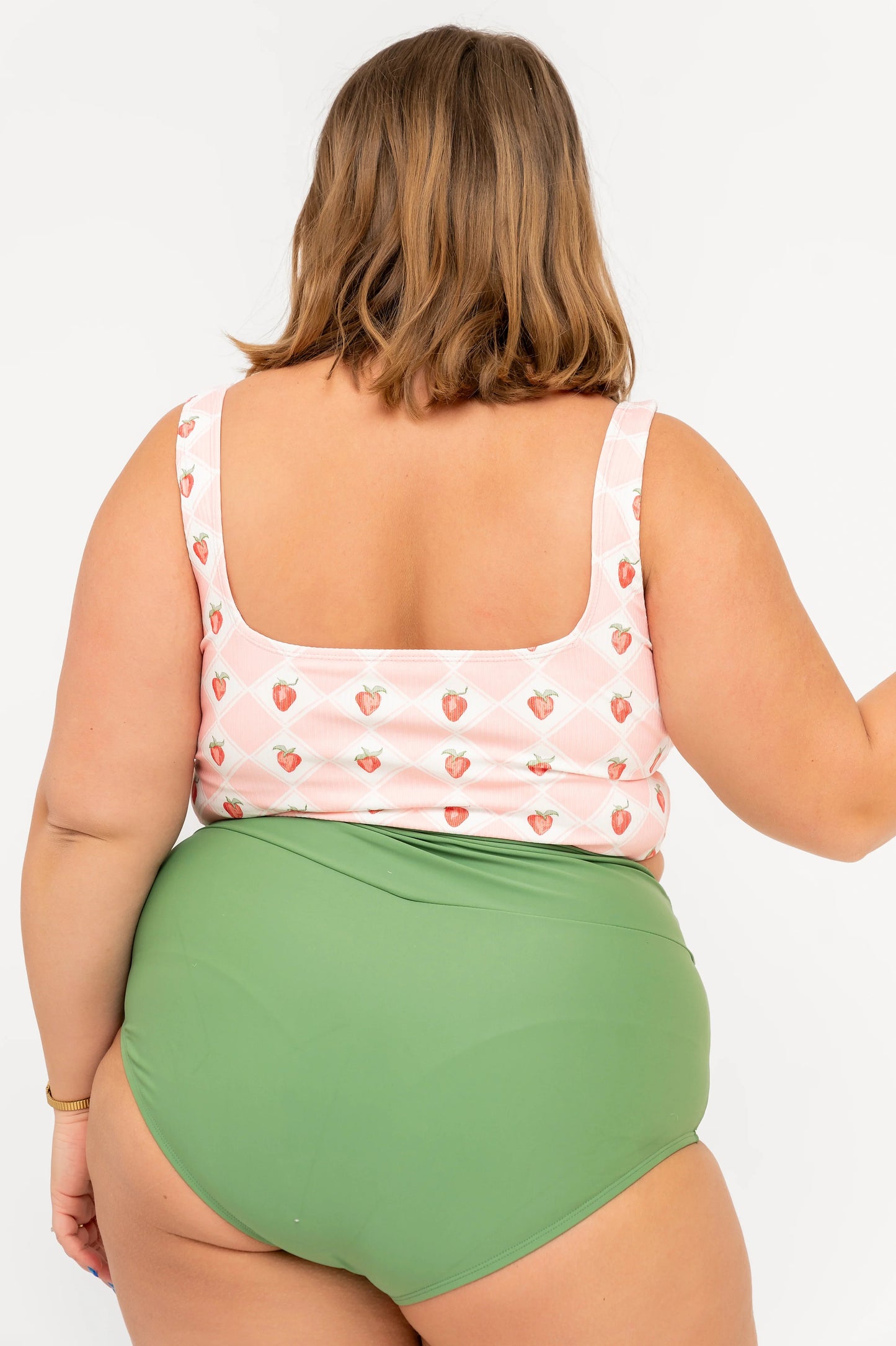  Coast Top | Strawberry Check