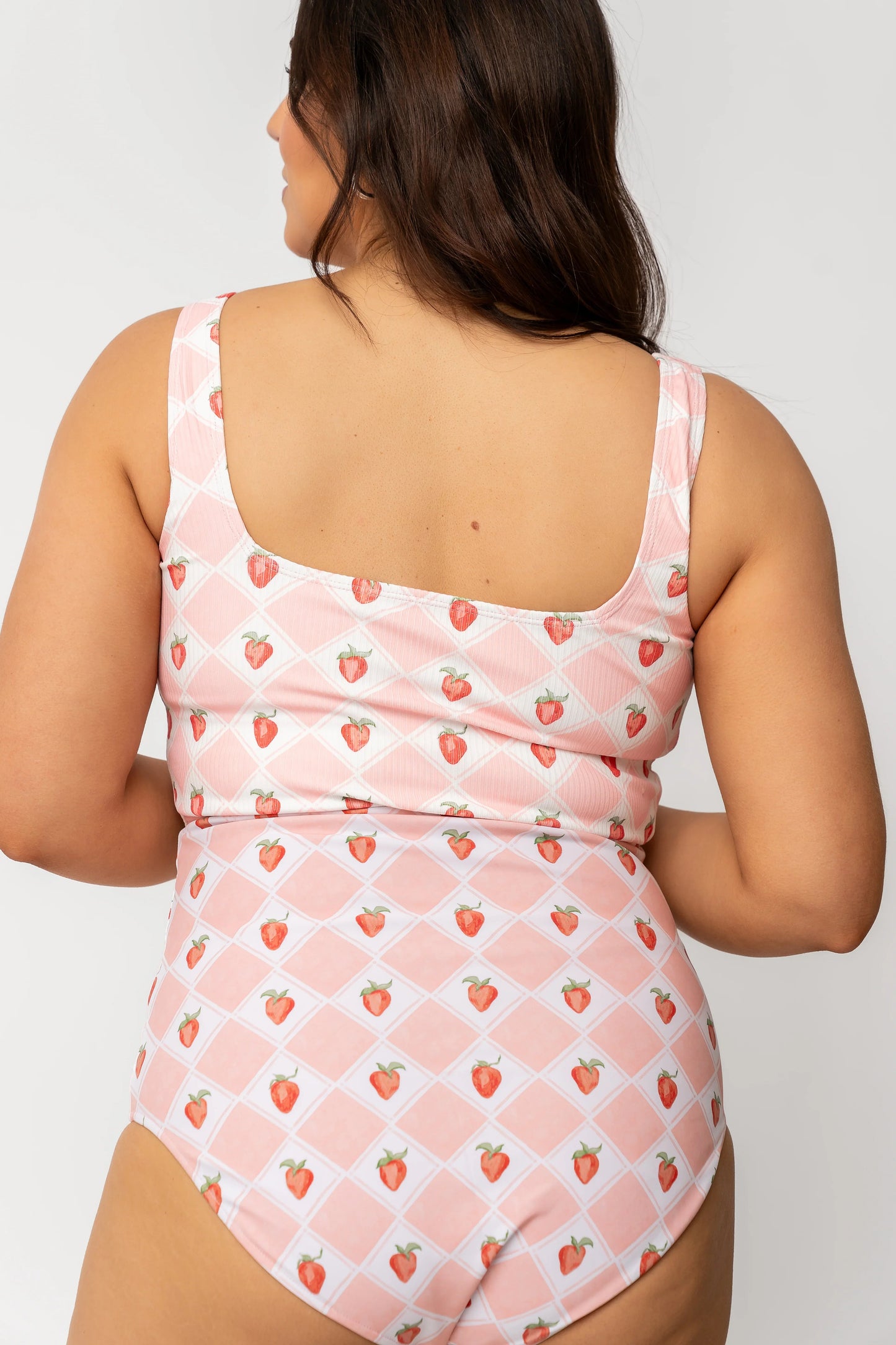  Coast Top | Strawberry Check