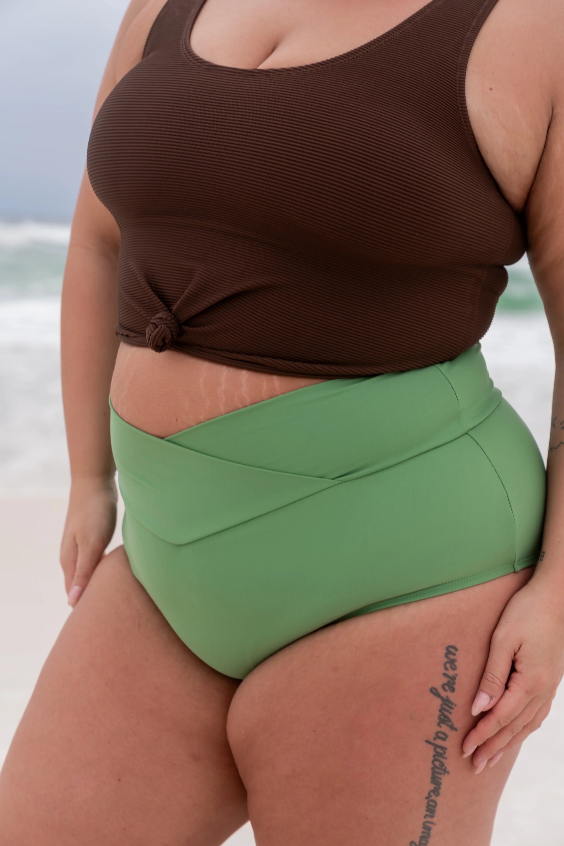  Traveler Top | Chocolate