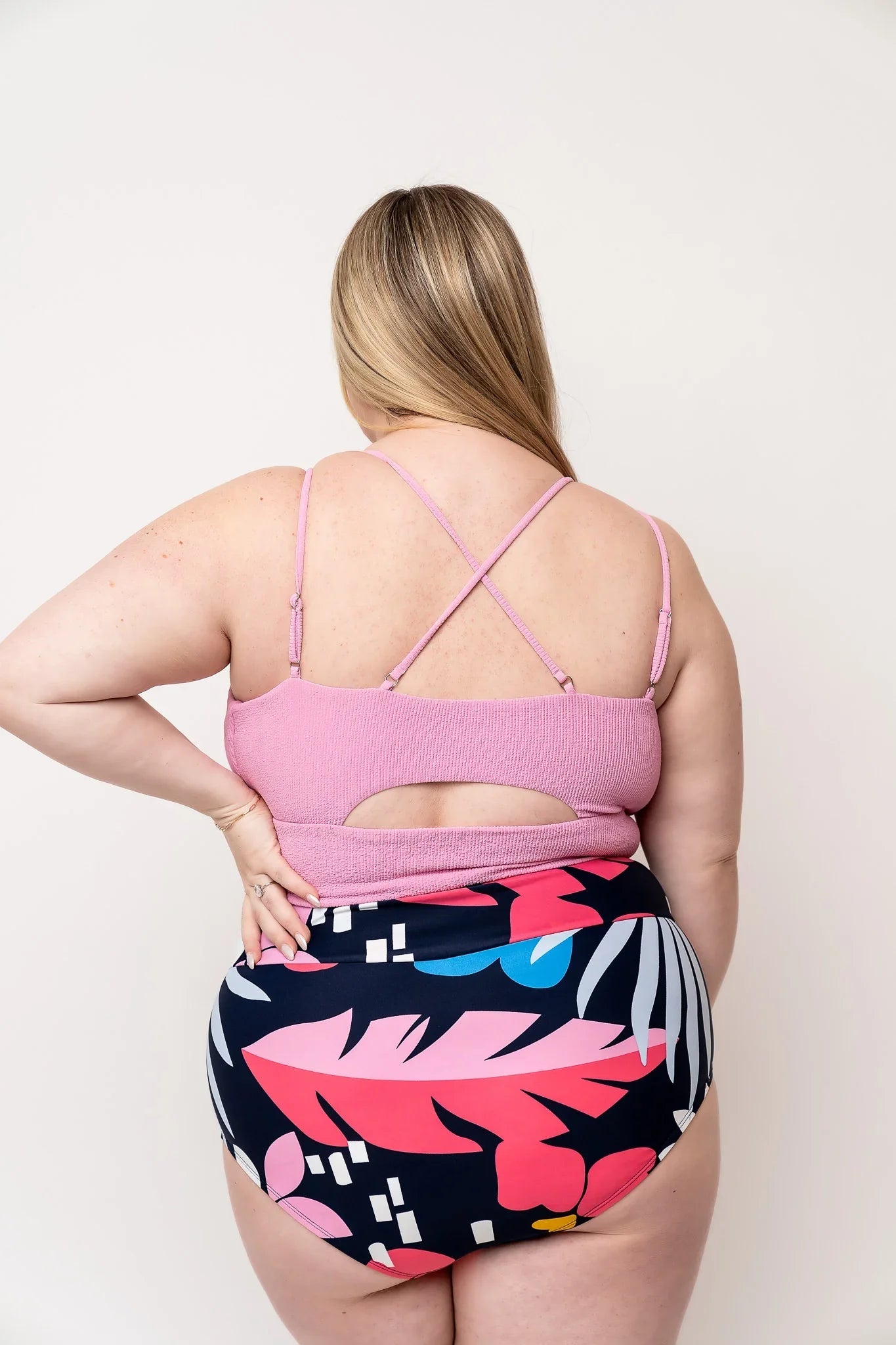  Destination Top | Blush Breeze