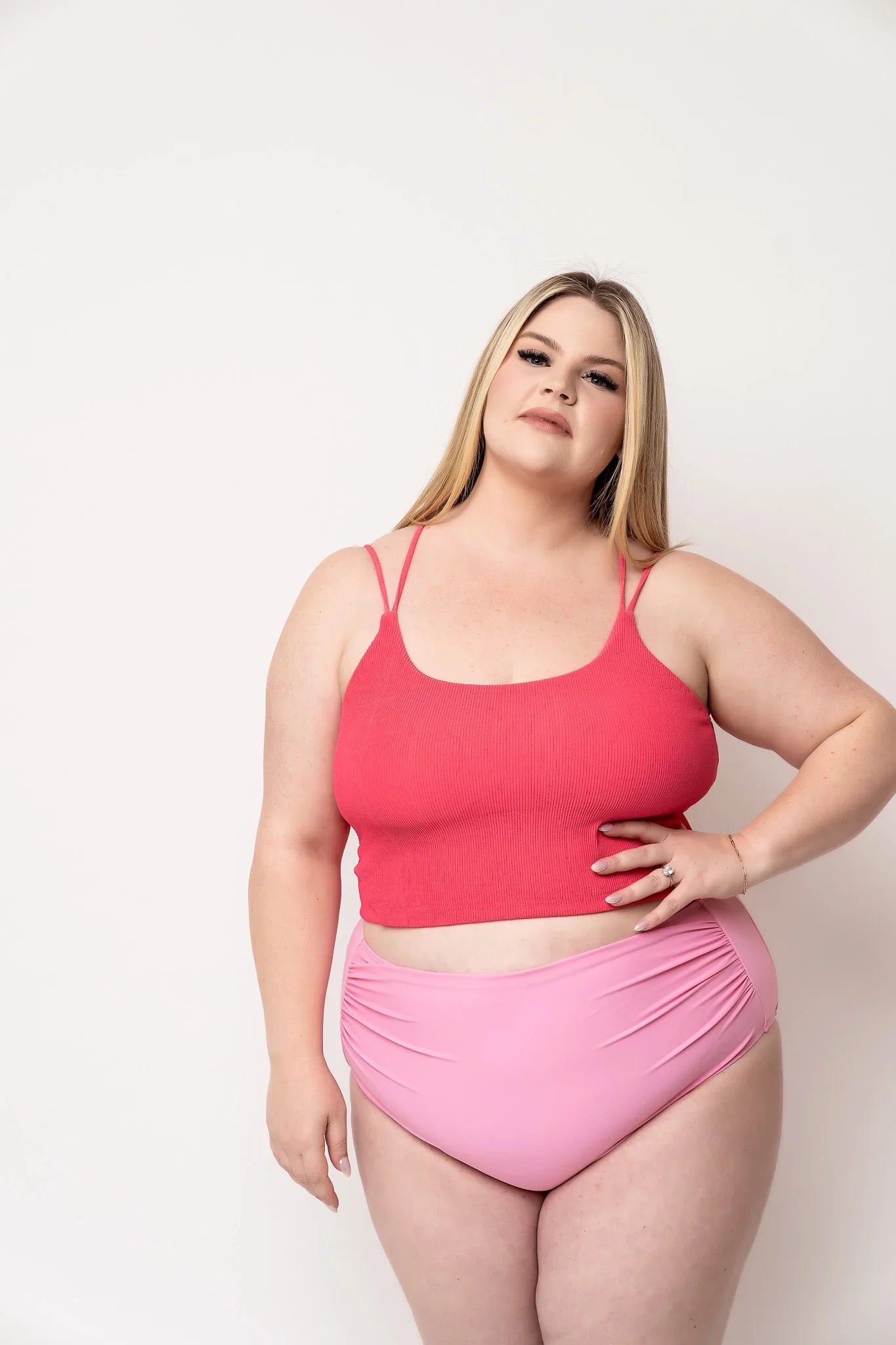  Destination Top | Coral Crush