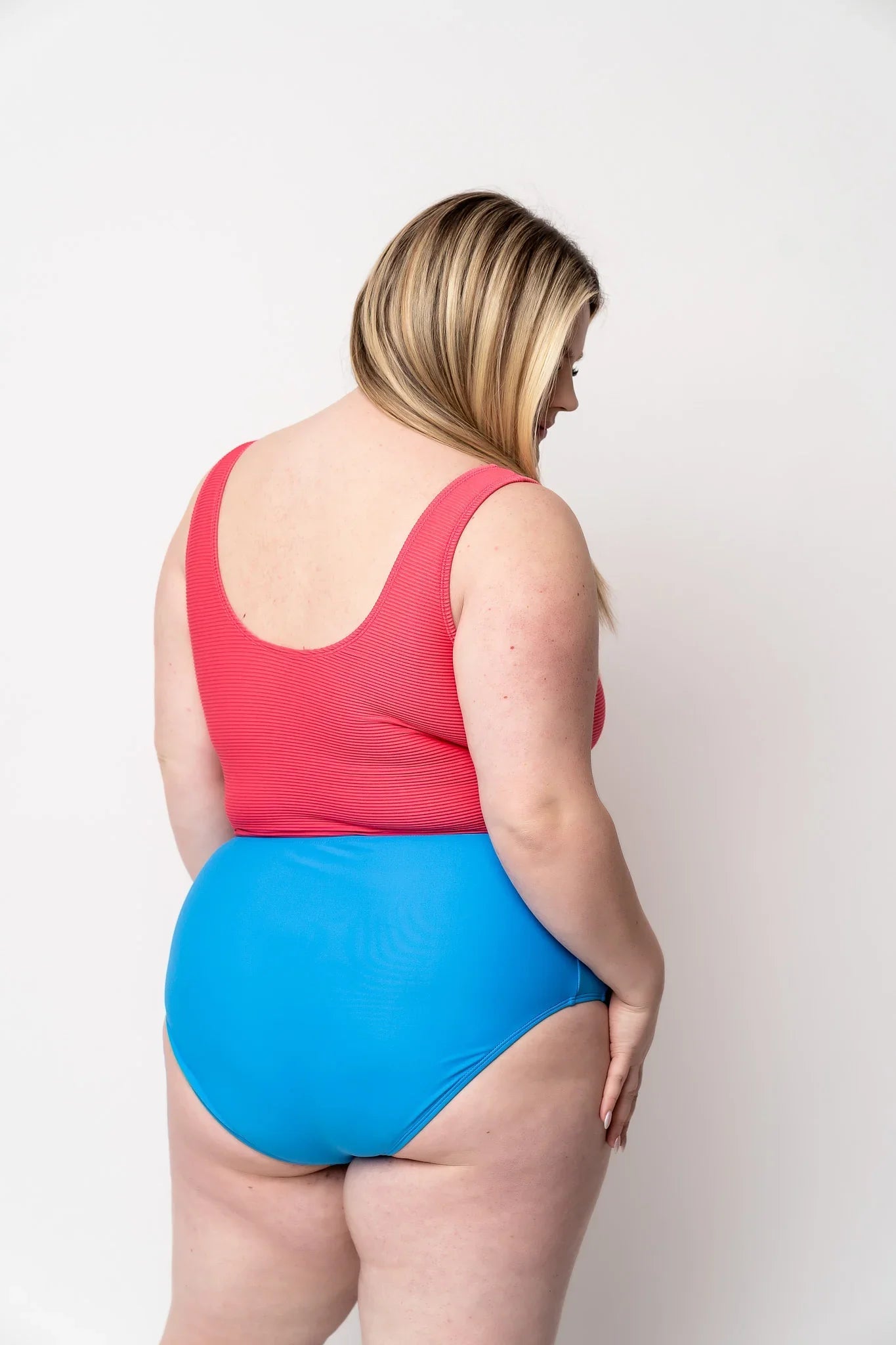  Traveler Top | Coral Crush