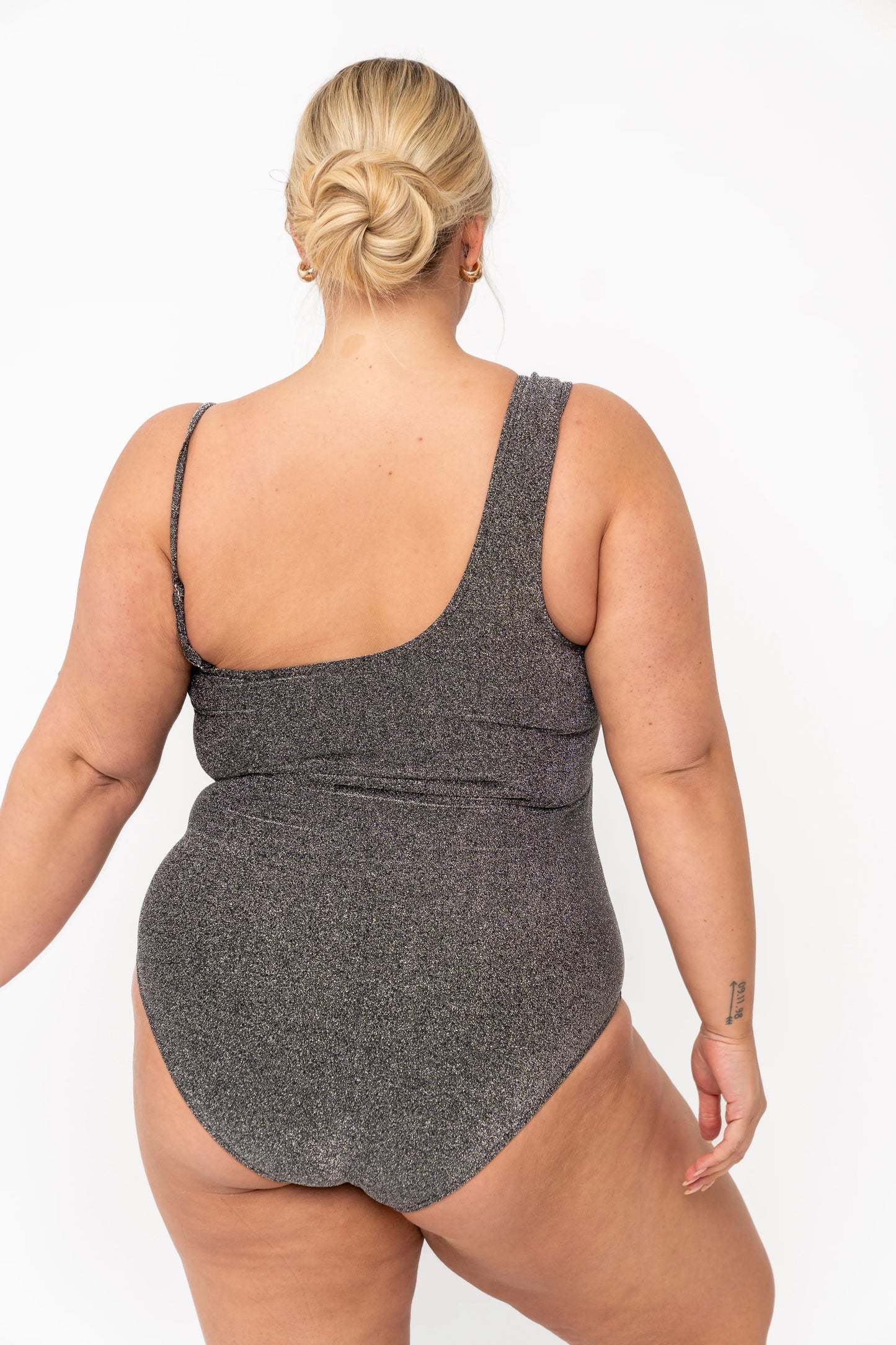  Ripple One Piece | Black Shimmer