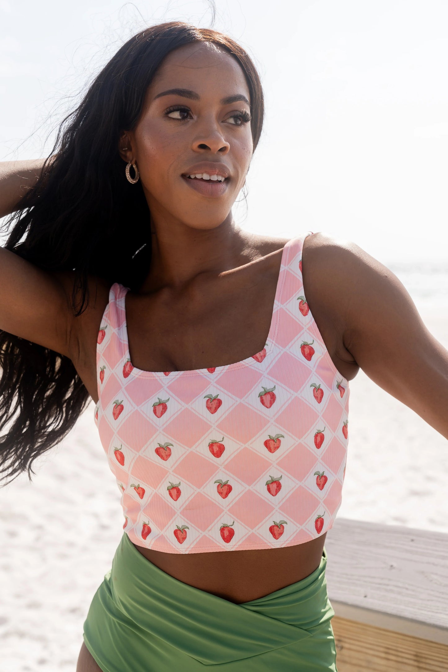  Coast Top | Strawberry Check