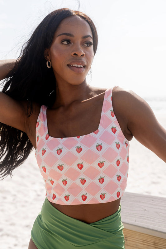  Coast Top | Strawberry Check