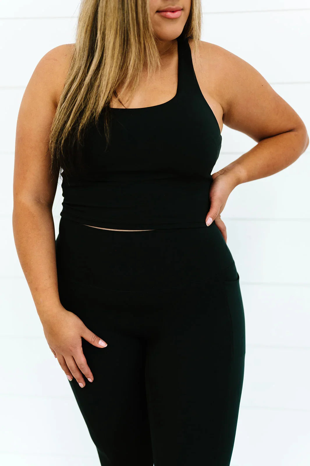  Serenity Long Line Tank | Black