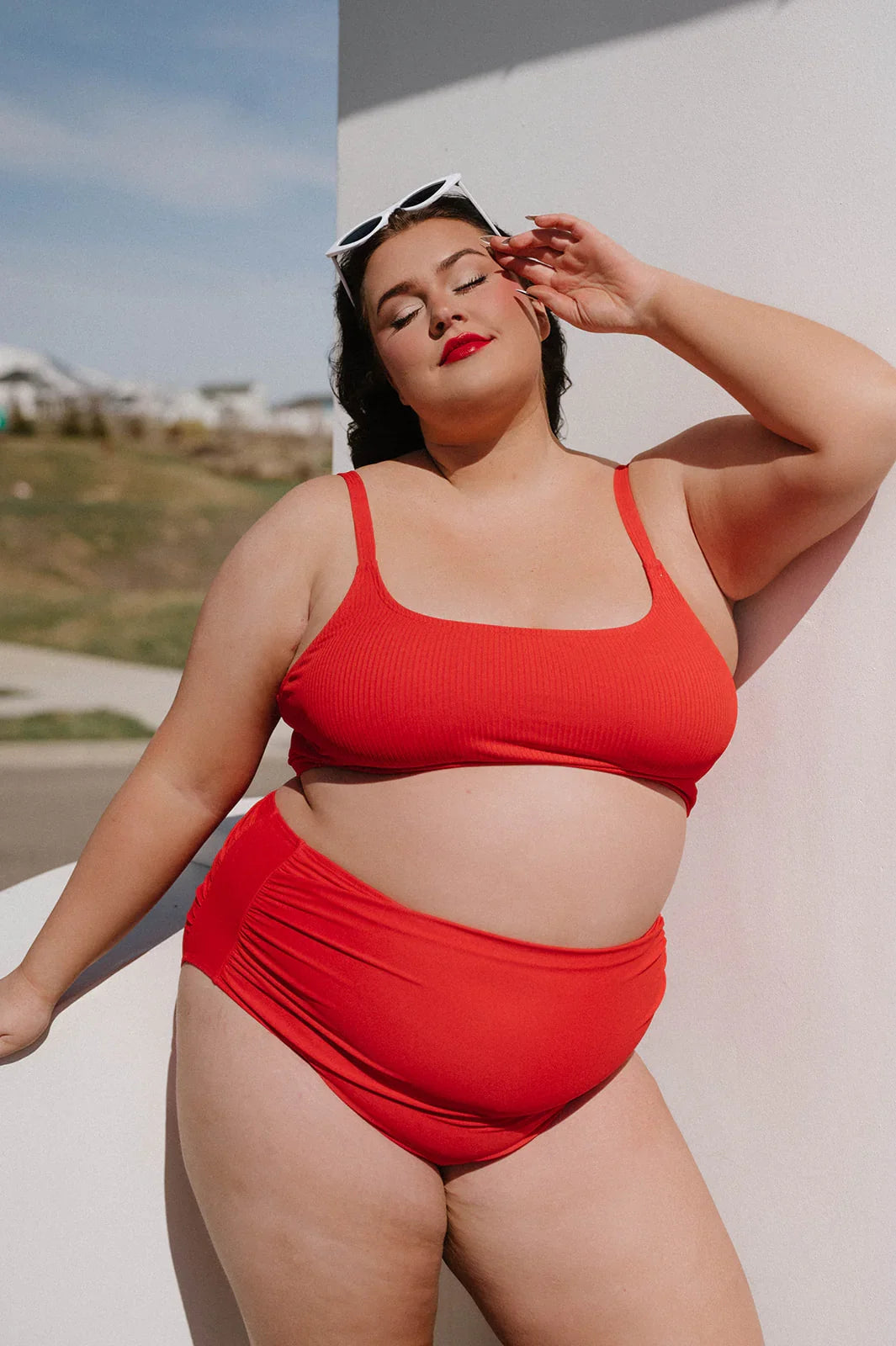  High Rise Barefoot Bottom | Poppy Red