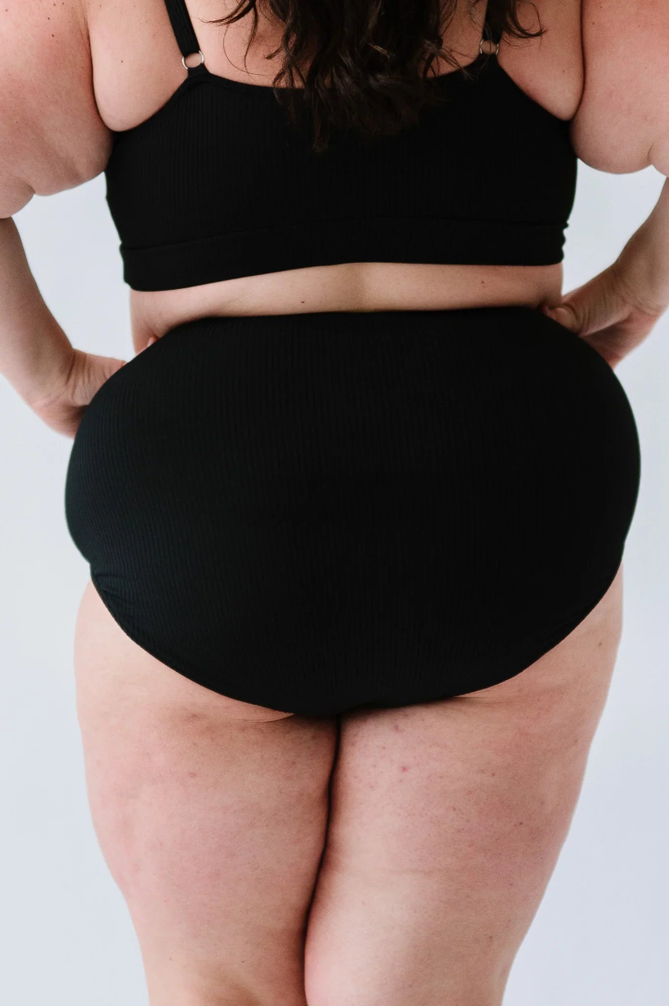  Wave Bottom | Black