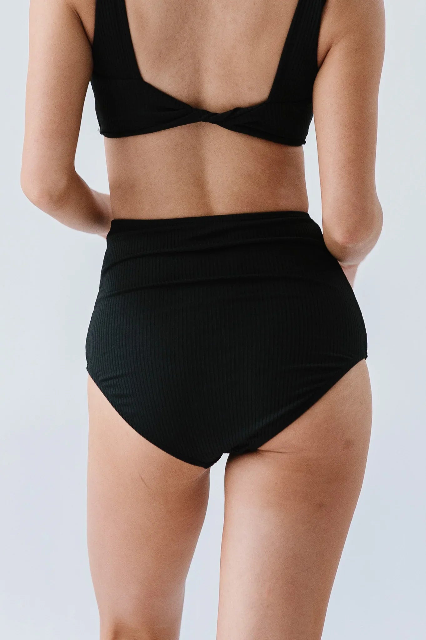  Wave Bottom | Black