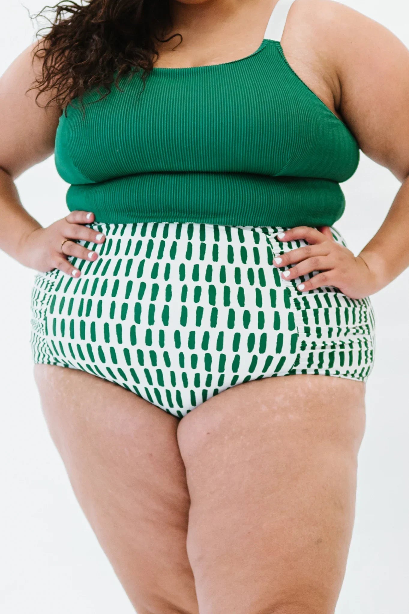  Sun Baked Bottoms | Kiwi Lines
