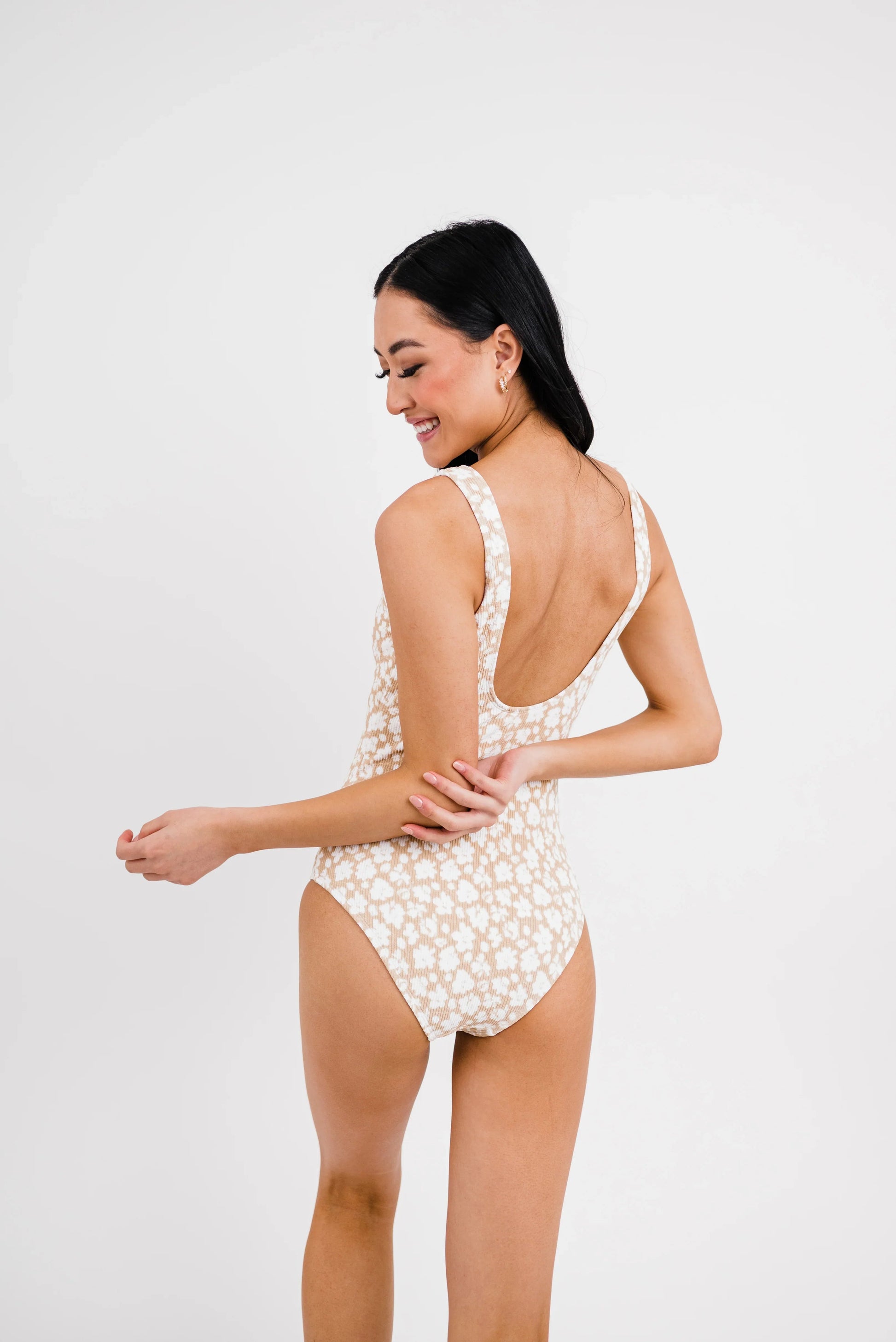  The Escape | Powder Tan Floral Print