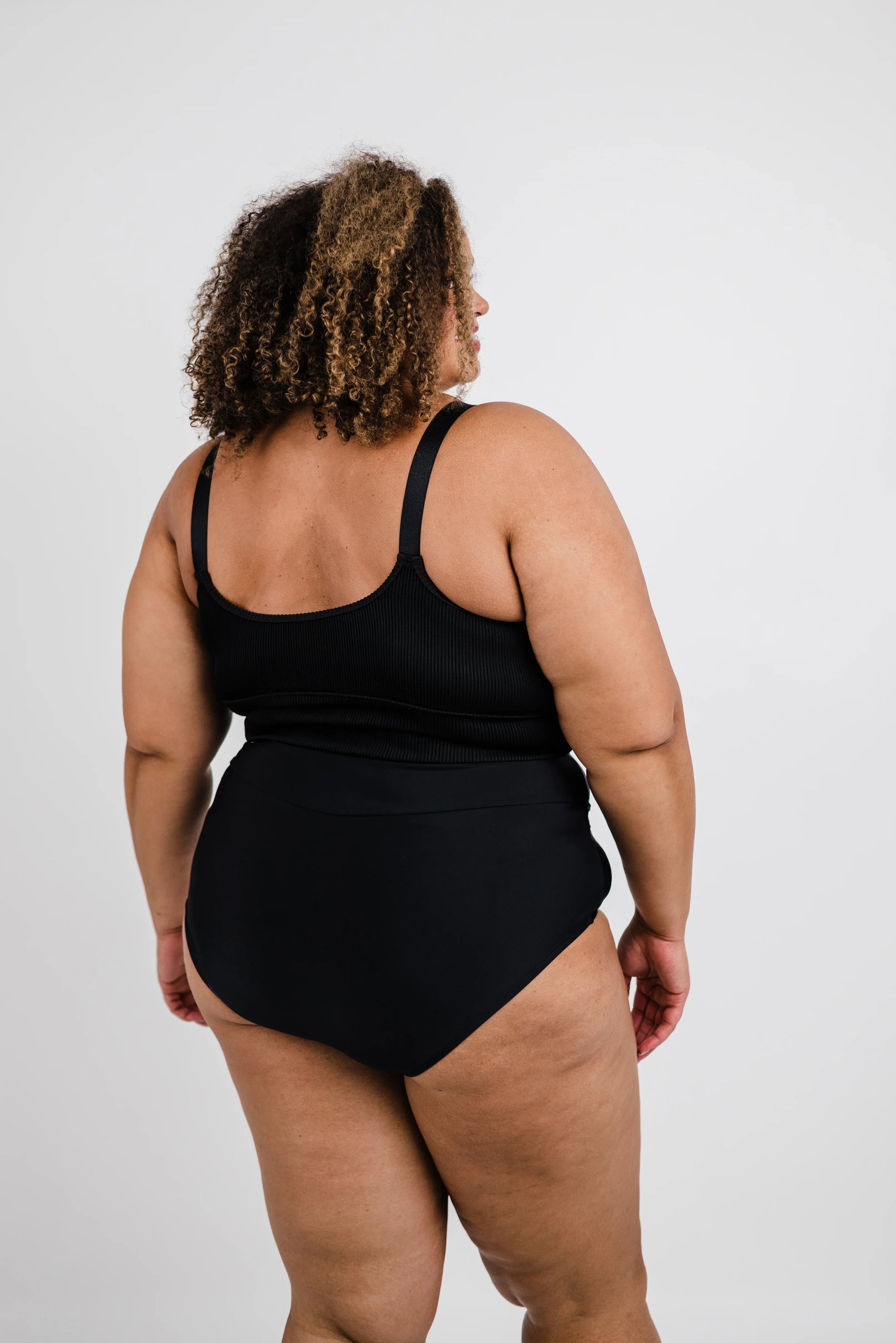  Adventurer Top | Black